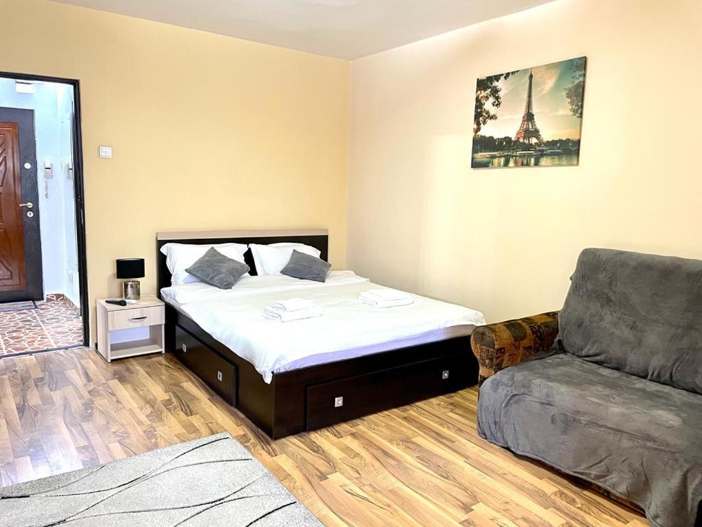 Luand Apartament Yaş Dış mekan fotoğraf